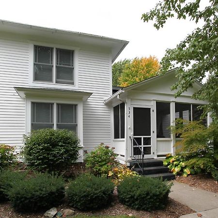 Farmhouse Saugatuck Exterior photo